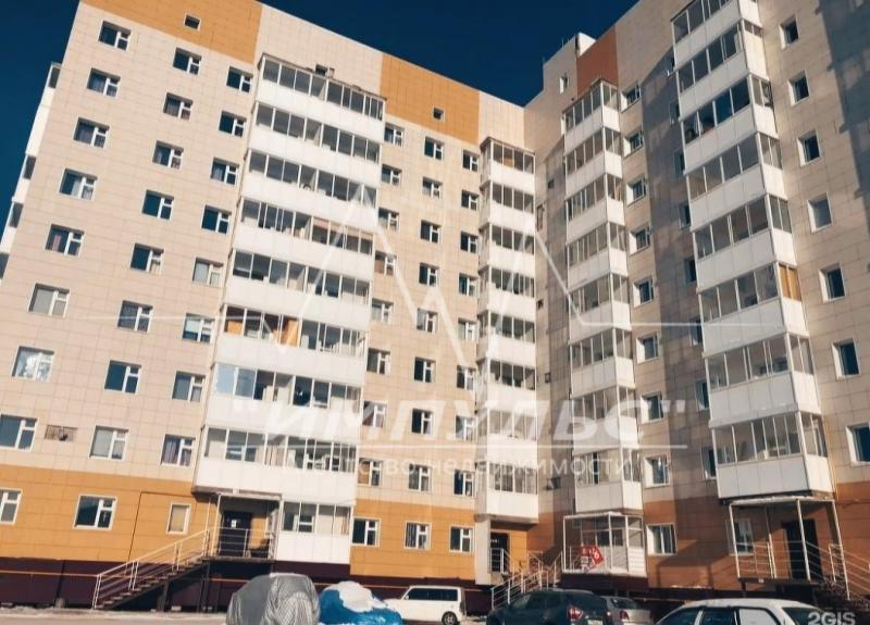 2-комн. квартира, 63 м², 1/9 этаж