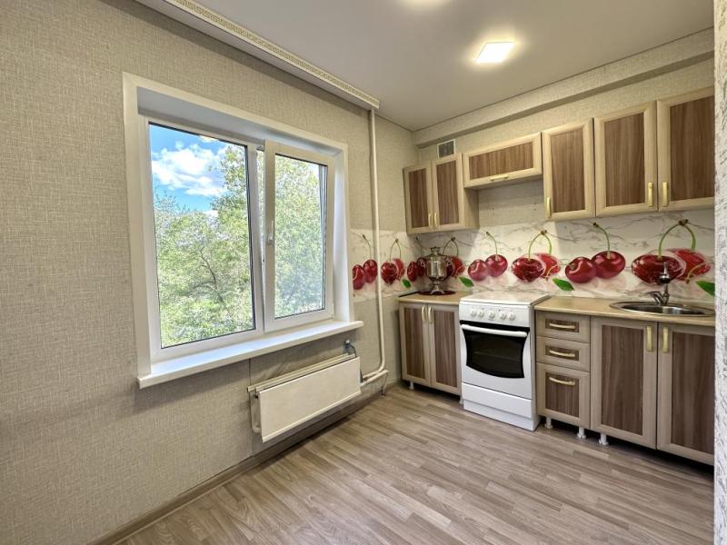 2-комн. квартира, 42.2 м², 2/5 этаж