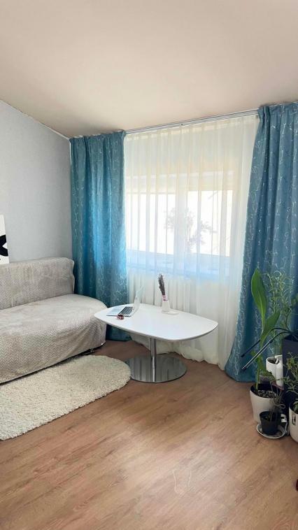 2-комн. квартира, 52 м², 4/4 этаж