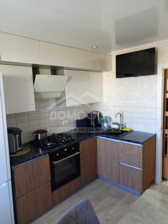 2-комн. квартира, 50 м², 4/4 этаж