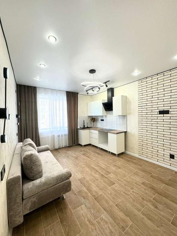2-комн. квартира, 40 м², 7/17 этаж