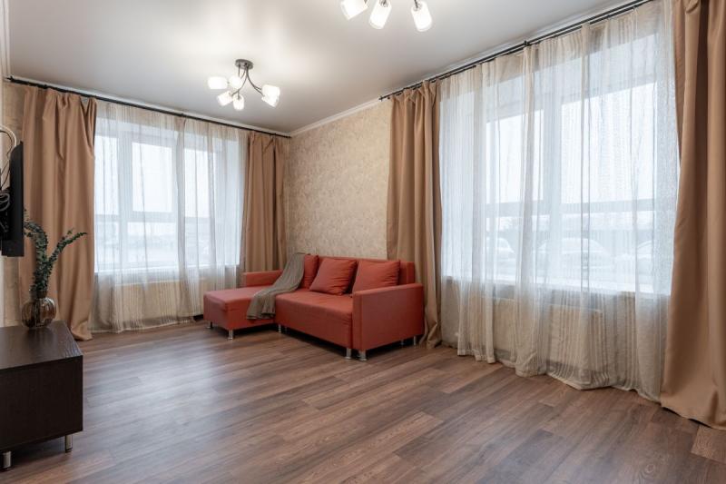 2-комн. квартира, 53 м², 1/10 этаж