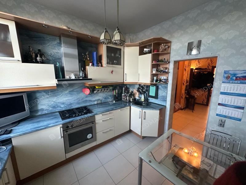 3-комн. квартира, 63.9 м², 2/2 этаж
