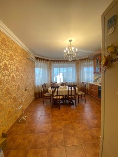 3-комн. квартира, 110 м², 4/5 этаж