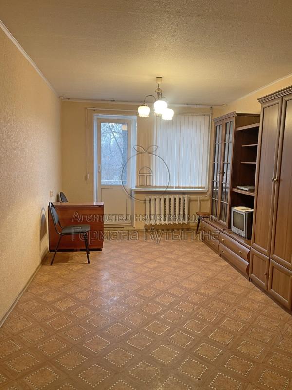 2-комн. квартира, 45 м², 3/5 этаж
