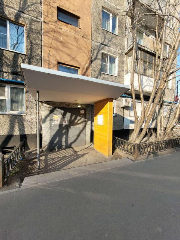 2-комн. квартира, 47 м², 2/5 этаж