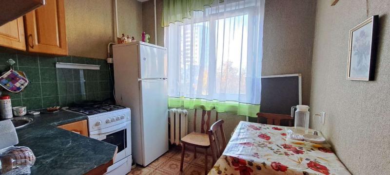 2-комн. квартира, 43 м², 2/5 этаж