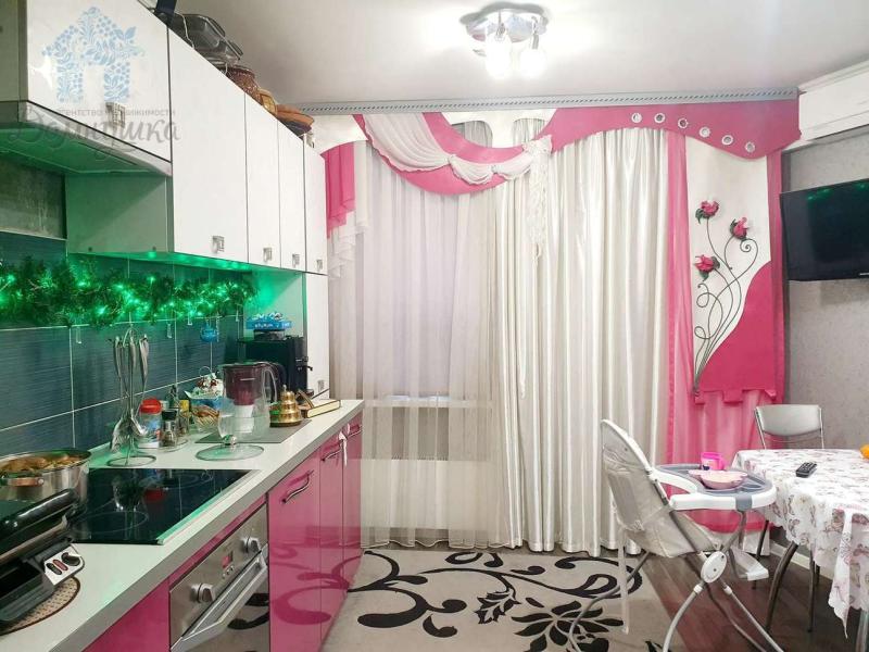 2-комн. квартира, 73 м², 9/16 этаж