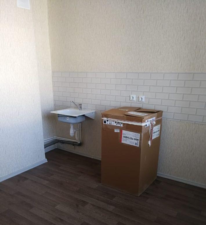 2-комн. квартира, 64 м², 9/10 этаж