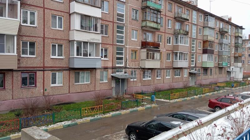 2-комн. квартира, 45 м², 1/5 этаж