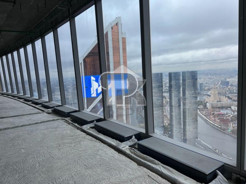 5-комн. квартира, 353 м², 82/95 этаж