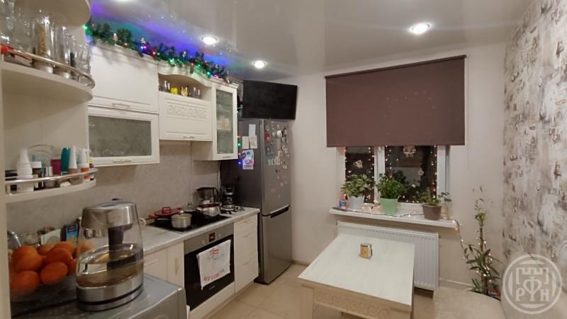 2-комн. квартира, 56.8 м², 8/8 этаж