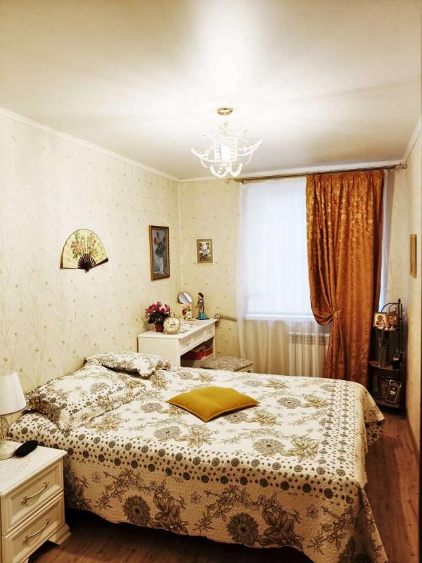 2-комн. квартира, 56 м², 4/5 этаж