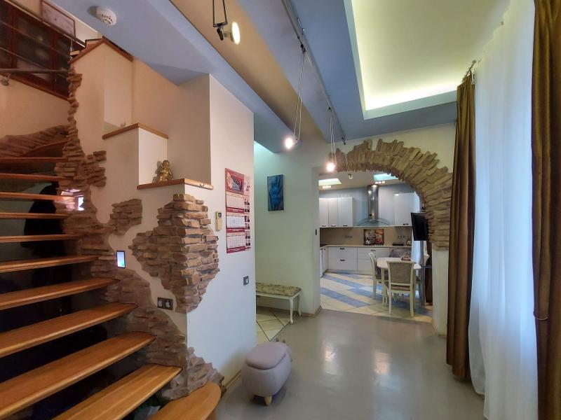 4-комн. квартира, 119.5 м², 3/3 этаж