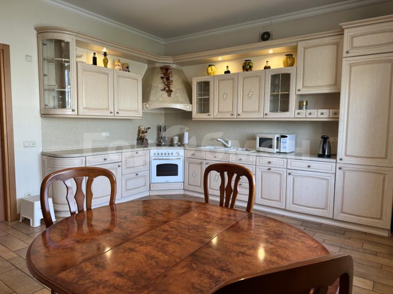 3-комнатная Квартира, 150 м2