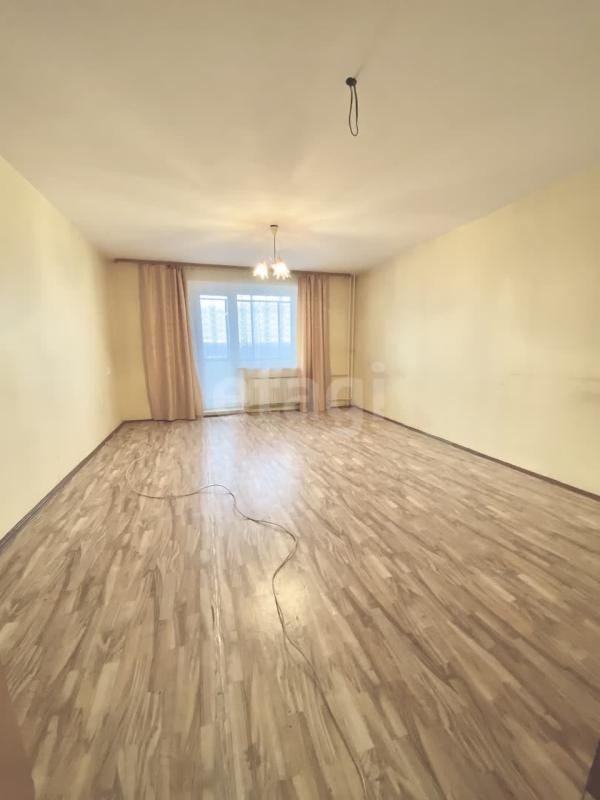 2-комн. квартира, 66.7 м², 8/10 этаж
