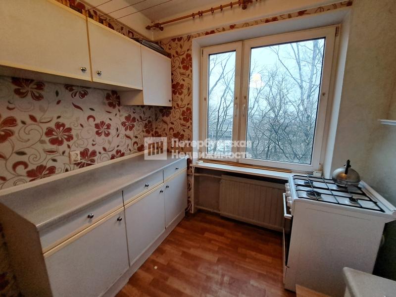2-комн. квартира, 42 м², 5/5 этаж