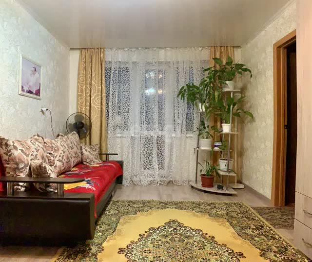 2-комн. квартира, 43 м², 3/5 этаж