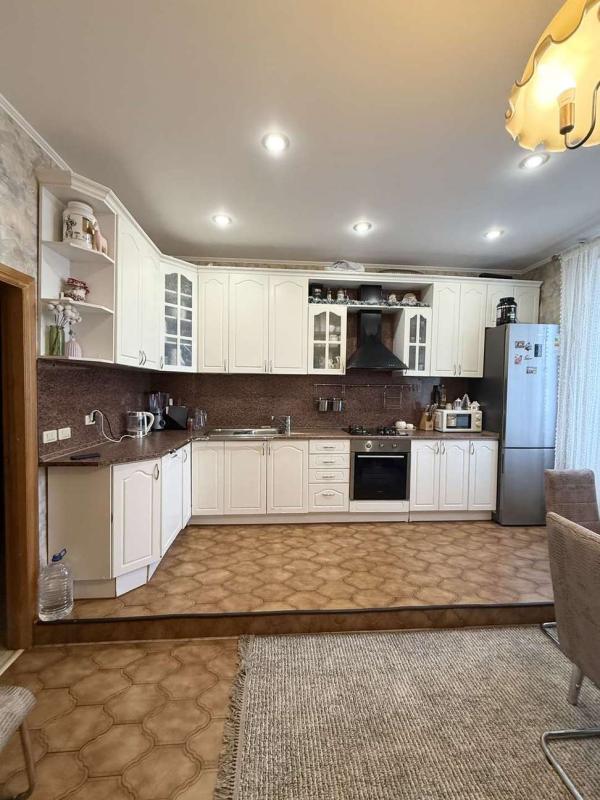 3-комнатная Квартира, 117.5 м2