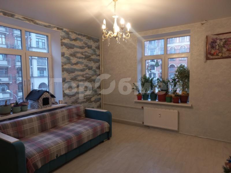 3-комн. квартира, 61.7 м², 4/8 этаж
