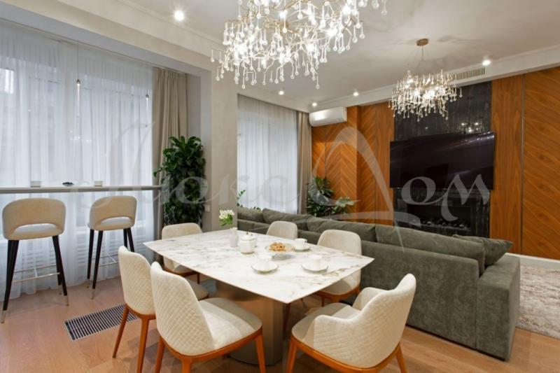4-комнатная Квартира, 132 м2