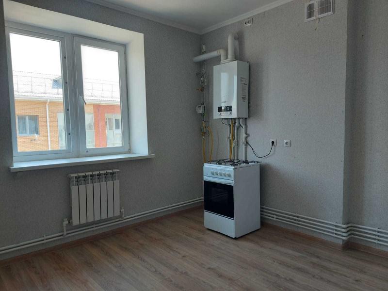 2-комн. квартира, 65 м², 3/3 этаж