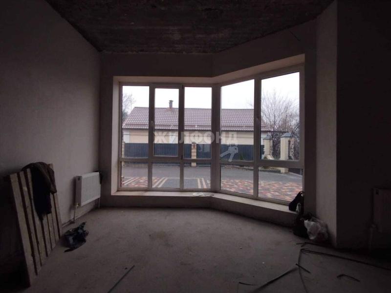 4-комнатная Квартира, 170 м2