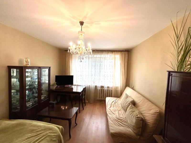 2-комн. квартира, 50 м², 4/5 этаж