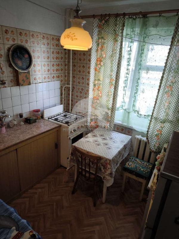 2-комн. квартира, 52.7 м², 4/5 этаж