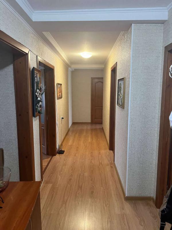 5-комнатная Квартира, 105.2 м2
