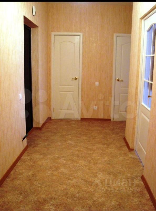 2-комн. квартира, 57 м², 3/3 этаж
