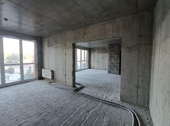 2-комн. квартира, 74 м², 7/25 этаж