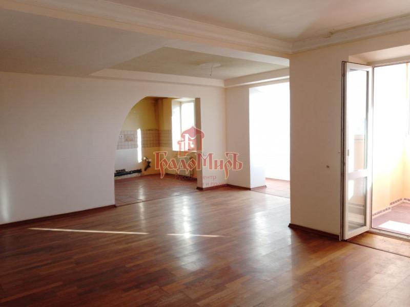 4-комнатная Квартира, 311.8 м2