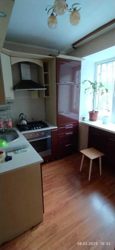 2-комн. квартира, 40 м², 1/5 этаж