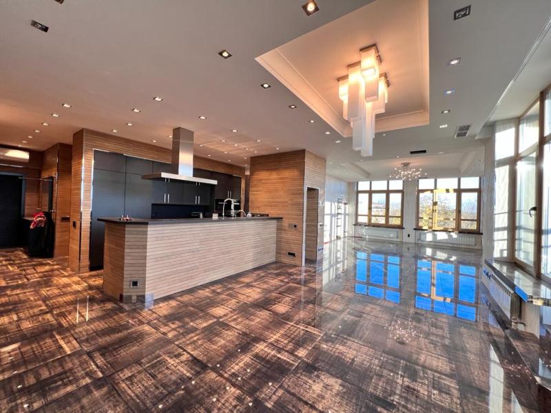 5-комнатная Квартира, 340 м2