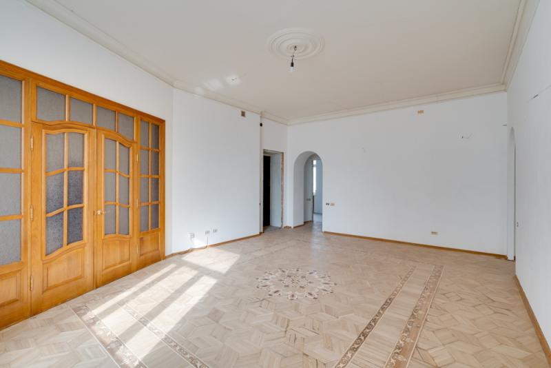 4-комнатная Квартира, 132.5 м2