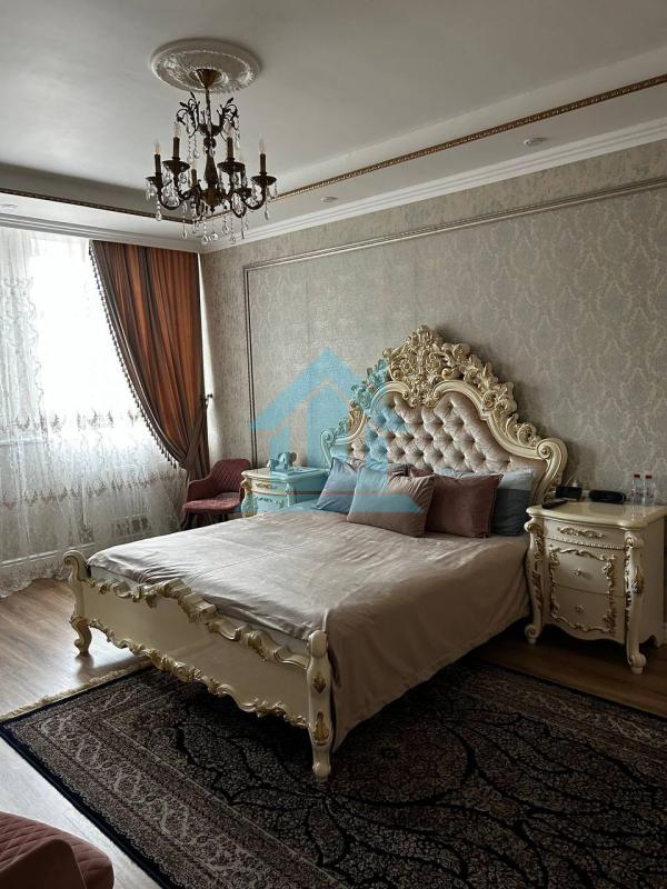 4-комнатная Квартира, 117.4 м2