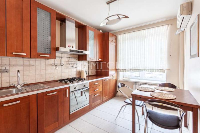 2-комн. квартира, 57.7 м², 3/9 этаж
