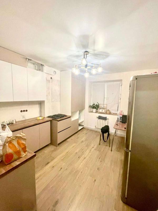 2-комн. квартира, 62.8 м², 1/3 этаж