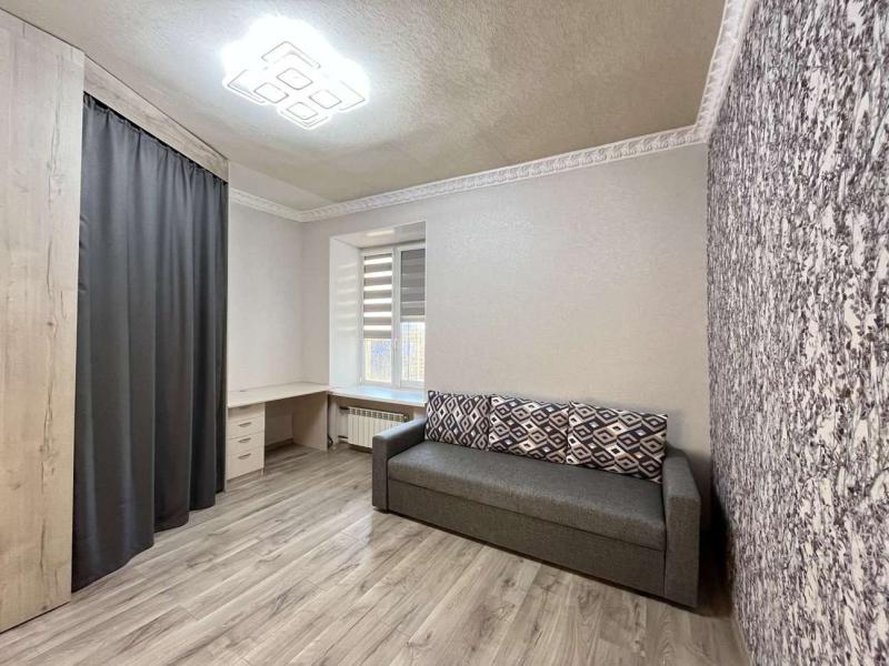 2-комн. квартира, 43 м², 3/5 этаж