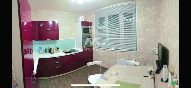3-комнатная Квартира, 76.3 м2