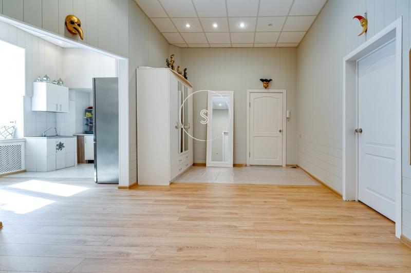 4-комнатная Квартира, 110 м2