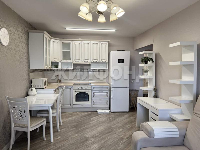 2-комн. квартира, 50 м², 10/15 этаж