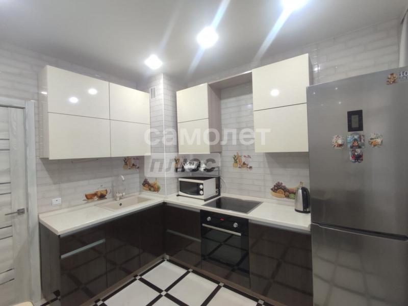 2-комн. квартира, 54 м², 9/16 этаж