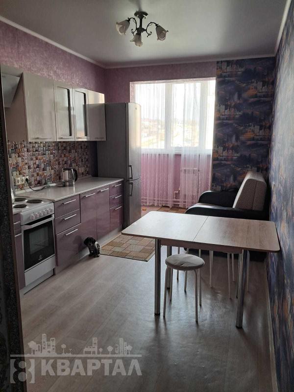 2-комн. квартира, 72 м², 4/6 этаж