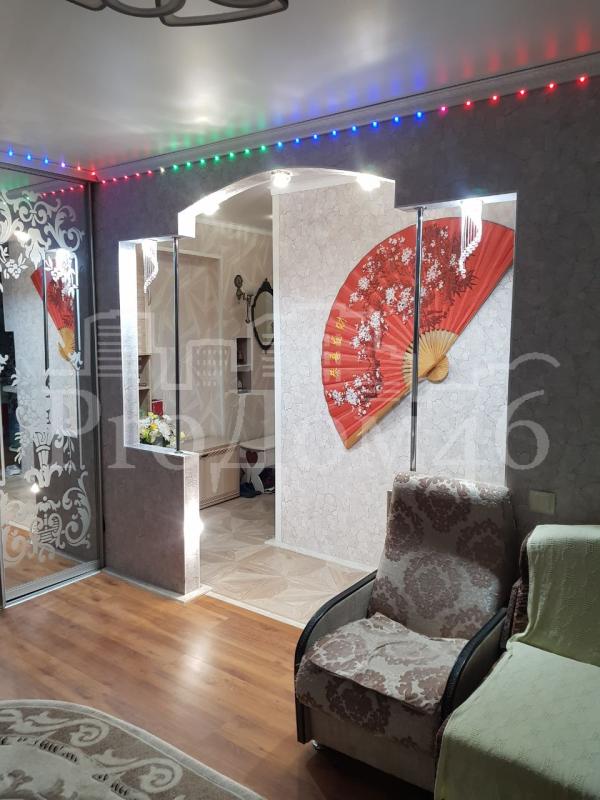 2-комн. квартира, 43 м², 4/4 этаж