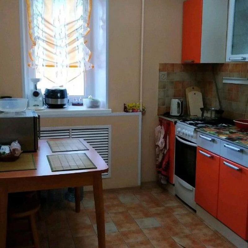 2-комн. квартира, 47 м², 1/5 этаж