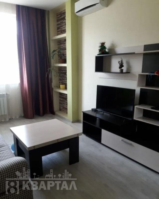2-комн. квартира, 62 м², 3/3 этаж