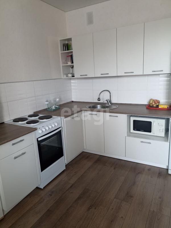 2-комн. квартира, 41 м², 3/10 этаж
