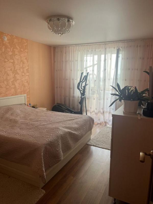 2-комн. квартира, 67.2 м², 9/10 этаж